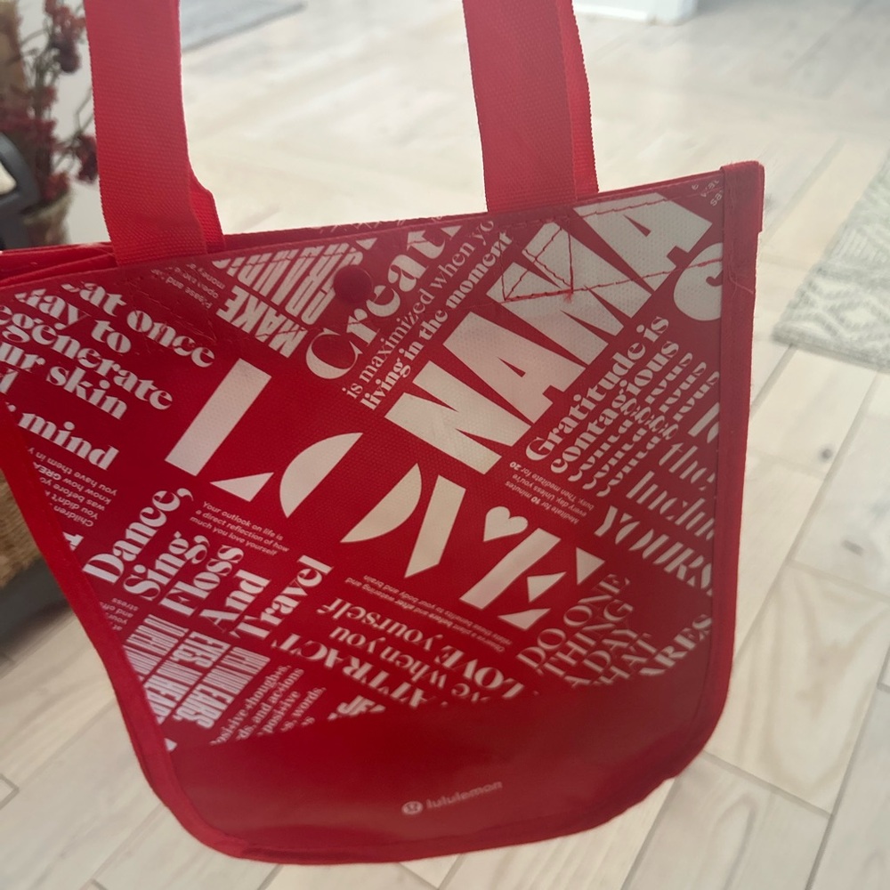 LULULEMON bag.